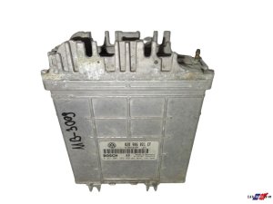 Steuergerät ECU Seat 0281001582 028906021EF Bosch