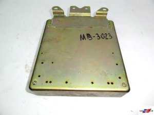 Steuergerät Ecu MD175667 E2T38974 Bosch