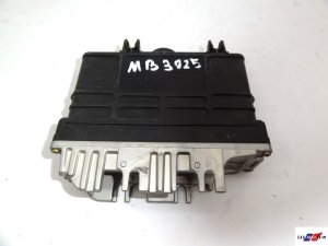 Steuergerät Ecu 0261200796  030906026M Bosch