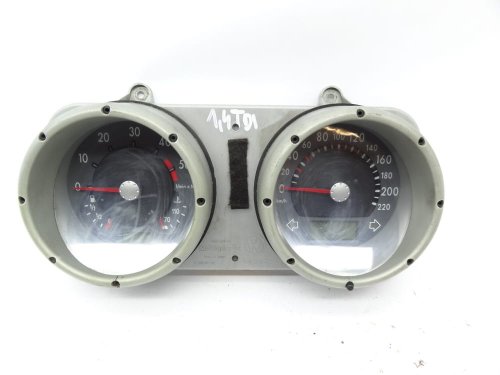 Drehzahlmesser VW Polo  1036025070 5220301800 Motometer