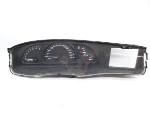 Tachometer  Instrumententafel Opel Omega 110008911004 09134518LC