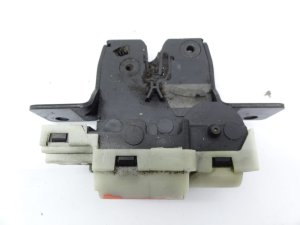 Verriegelung  Heckklappe Renault Modus 8200947699