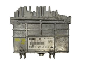 Steuergerät 0261203647 Volkswagen 032906026G