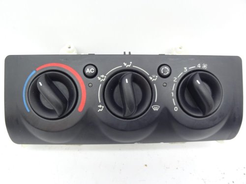 Lüftungsblende Renault Clio 2  8200147160 7701051263