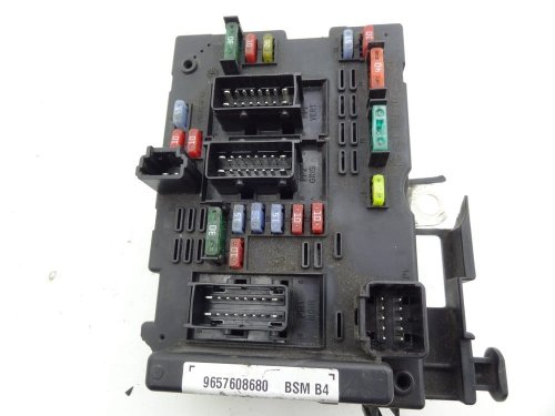 Sicherungsmodul BSM B4 9657608680 Peugeot 206