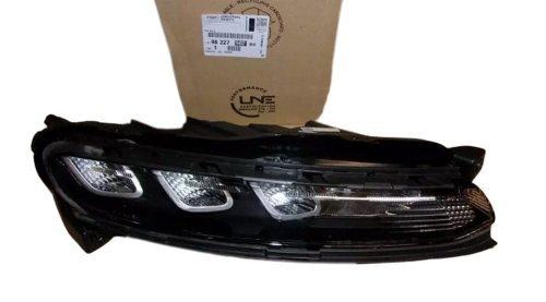 LED-Tagfahrlicht 9822790280 rechts, neu, Original, Citroën Peugeot C3 Aircross