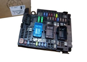 Sicherungskasten 9810296480 Peugeot 508 Original