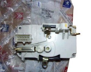 Türschloss rechts vorne 9136E4 Citroen Jumpy IV Peugeot 206,306 Original