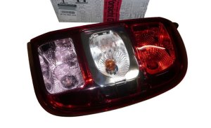 Rechte Rückleuchte 265506837R Dacia Duster Original