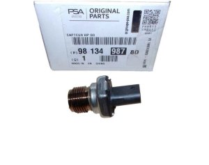 Kraftstoffdrucksensor 9813498780 Peugeot 5008 II 1.5BLUEHDI Original
