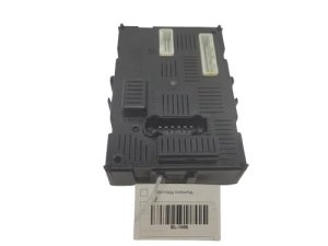 Steuergerät BCM L2CR 8200652285 Renault Clio 3