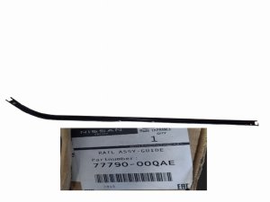 Führungsschiene für Schiebetür oben 7779000QAE Neu OE Renault Master 2