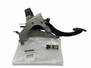 Kupplungspedal 465030037R Neu OE Renault Megane III