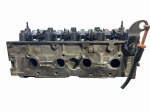 Zylinderkopf 1.4 8V KFW KFV  0200 AC 0200.AC  9634005110 Peugeot Citroen