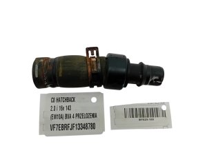 Ausgleichsbehälterstutzen 2.0 2.2 16V 8200336525 Citroen C8