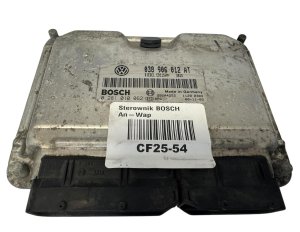 ECU-Steuergerät Bosch 038906012AT 0281010062  Vw Seat