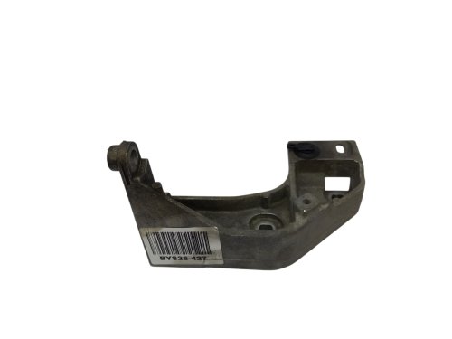 Halterung für Einspritzpumpe 1.9 DCI  8200157461  Renault Trafic II