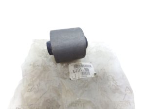 Buchse des Schwingarms 5131.99 513199 Peugeot 406 Original Neu