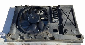 Kühlerlüfter mit Gehäuse 9680590180 Peugeot 308