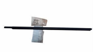 Scheibenleiste 9334C4 9334.C4 Links vorne Peugeot 406 Original Neu