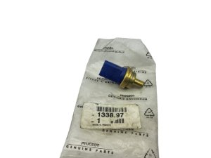 Wassertemperatursensor 1338.97  133897 Citroen Peugeot Original Neu