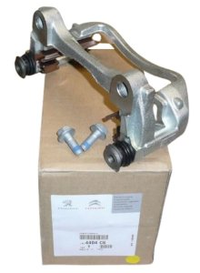 Bremssattelhalterung links 4404C6 Jumper Boxer Ducato Original